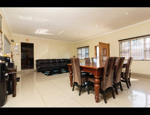 4 BEDROOM HOUSE FOR SALE IN MALVERN